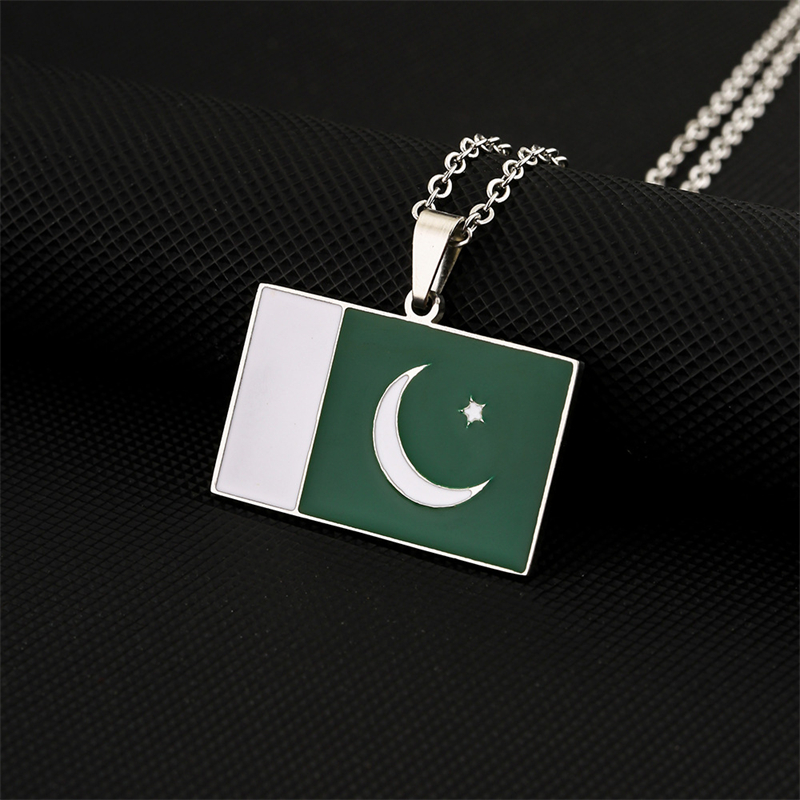 女性と男性のためのパキスタン国旗ペンダントネックレス、ステン - Ethnic Fashion Pakistan のレビューと価格